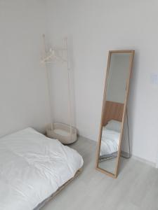 3 rooms 2 minutes walk from Sangwangsimni Station Myeongdong Jongno Seongsu Jamsil Moment for a comfortable trip
