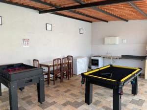 Linda Casa com piscina Aquecida e área de lazer