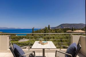 Ruggero by Vintage Travel