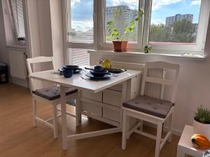 The white Nest Apartment near City Center