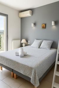 Haut de villa - 5 min du port, terrasse, parking gratuit