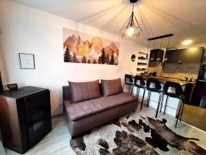 Deer House Next to Sinaia Plaza - Balcony & Private Parking