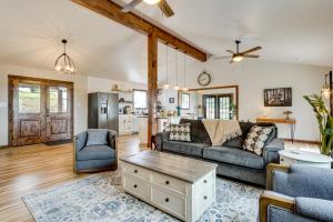 1 Mi to Dtwn Loudon: Spacious River-View Home