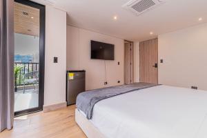 Jatisa Living by Housy