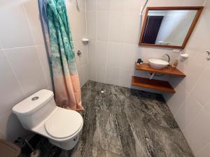 Peaceful & Spacious Home, Near transport & store