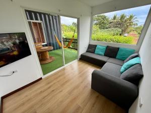 Peaceful & Spacious Home, Near transport & store