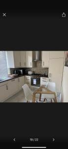 A Beautifully furnished & Spacious 3 bedroom apartment with attached En-suites located within the prestigious area of London NW3