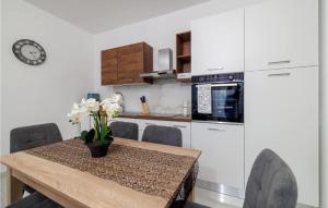 Awesome Apartment In Crikvenica With Wifi 