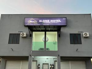 H-One Hotel