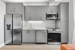 Skyline VIEWS, 5 mins to Downtown, Free Parking