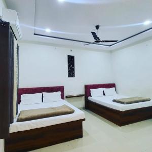 Hotel Maa Aarti Palace