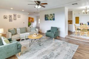 Mtn-View Coulter Escape with Rustic Tree Lookout