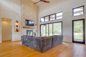 Natl Forest Access & Mtn Views: Family Eagar Home