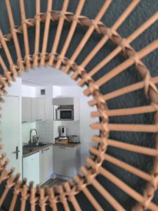 Studio Mimosa rez-de-chaussée à 800m de la plage et des commerces - parking privé avec possibilité de louer une voiture