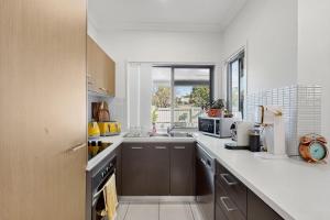 Spacious 3 bedroom townhouse with patio and pool