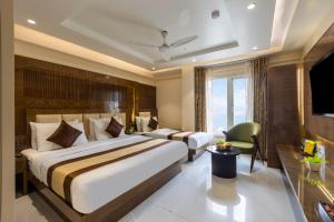 Hotel Grand Plaza-City Centre, 2 Minutes-Walking-From New Delhi Station BY M S HOSPITALITY