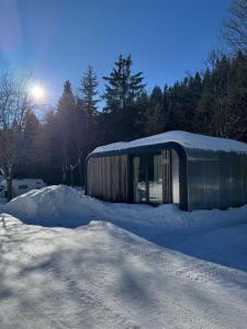 Chalets & Apartments - Base Camp Medvědín