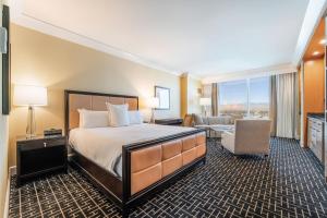 Five Star Trump Hotel No Resort and Cleaning Fees