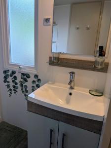 Ferret Family Lodge camping Les Embruns