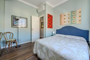 dietro il teatro modena