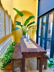 by Calamari Homes - Porvenir 407 - Walled city