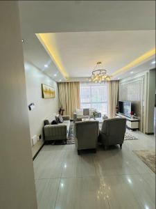 Lively Kimilani Home