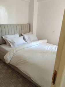 Lilos Haven New One bedroom Apartment