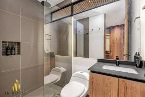 Morph 902 - Luxury Apt in Poblado with Balcony