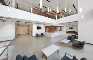 فنادق الوحدة محبس الجن