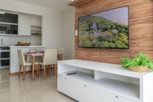 Férias na Praia – 2 Quartos em Cond Premium