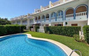 2 Bedroom Beautiful Apartment In Dénia