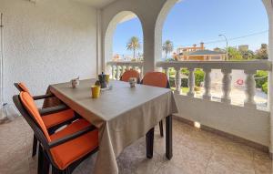 2 Bedroom Beautiful Apartment In Dénia