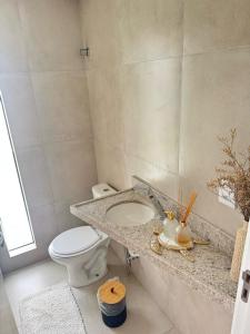 Casa confortável na Praia desejada em Enseadinha