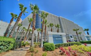 Lake-View Condo Near Beach,5 Pools, 2 Hot Tubs, Balcony & Resort Amenities