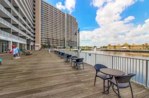 Lake-View Condo Near Beach,5 Pools, 2 Hot Tubs, Balcony & Resort Amenities