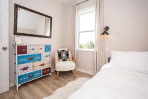 Mariners Daughter 3bdrm house in seaside village