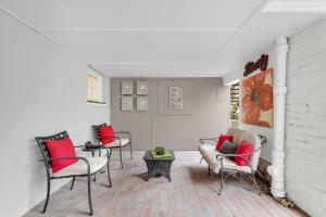 The Heidiway Hip Pad by Lucky Savannah