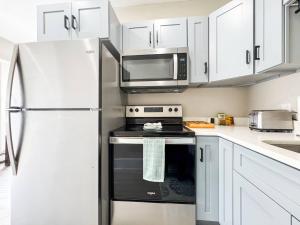 Dartmouth Hanover - Queen Bed - Laundry On Site -