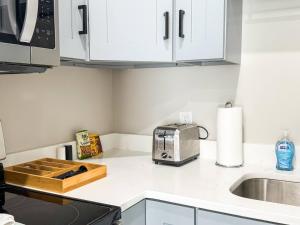 Dartmouth Hanover - Queen Bed - Laundry On Site -