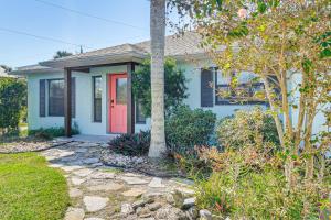 Walk to Beach! Palm Coast Oasis with Pool