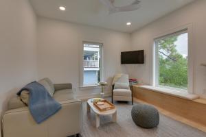 Walk to Gulf Charming Santa Rosa Beach Duplex!