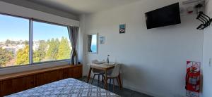 Centro cívico a 100 metros de distancia