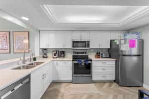 Steps to the beach 2 Bikes Weekly Stays