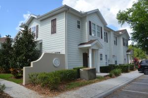 Charming 4-Bedroom Townhome in Lucaya Village Near Disney