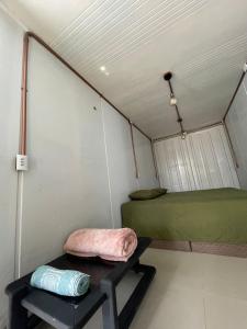 Apartamento 02 - Dois quartos, sala e cozinha