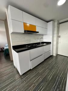 Apartamento Embajada Americana Centro