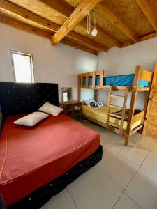 Residencia en Huacho con piscina