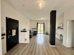 Lake Como & Alps ski Stay for Family or Business near Milan Olympics, Monza, Lecco