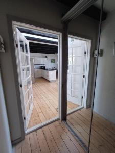 BBBudget room in a central location with free parking