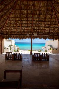 HotelZone L16 Beach Access